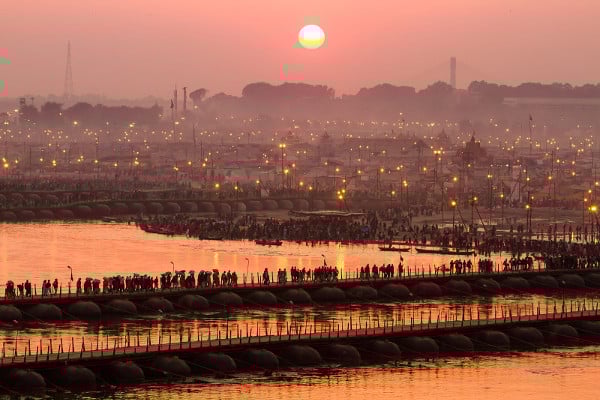 Taxi from Varanasi to Allahabad