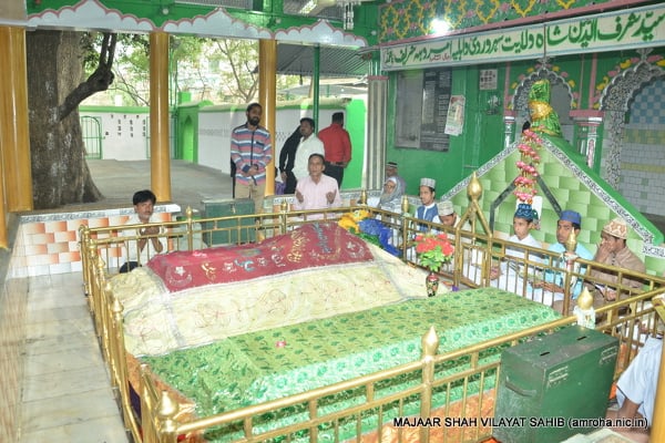 Taxi from Delhi to Amroha