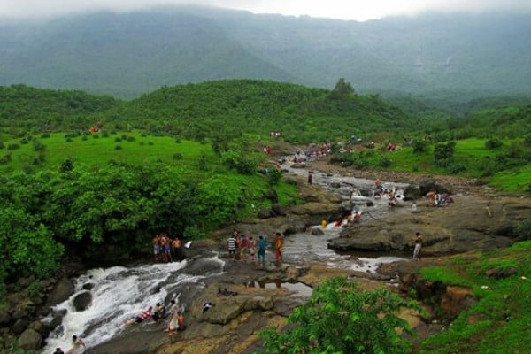 Taxi from Pune to Badlapur