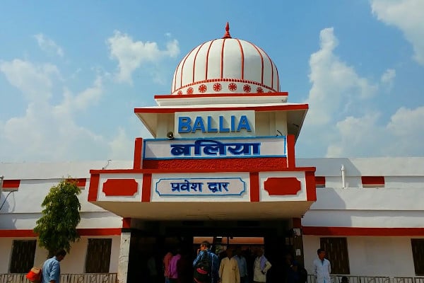 Taxi Service Varanasi to Ballia