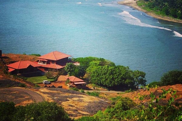 Taxi from Gandhinagar to Dapoli