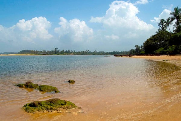 Taxi from Surat to Diveagar