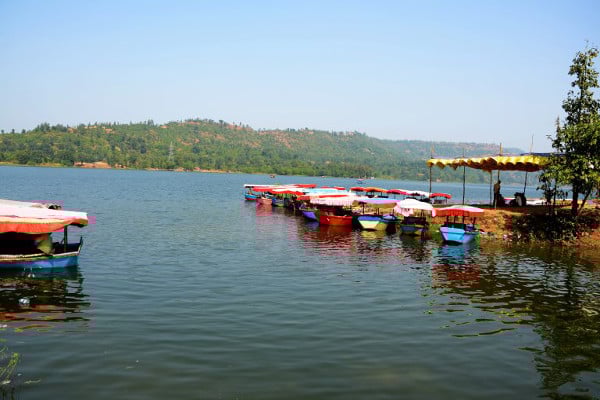 Taxi from Surat to Dudhani