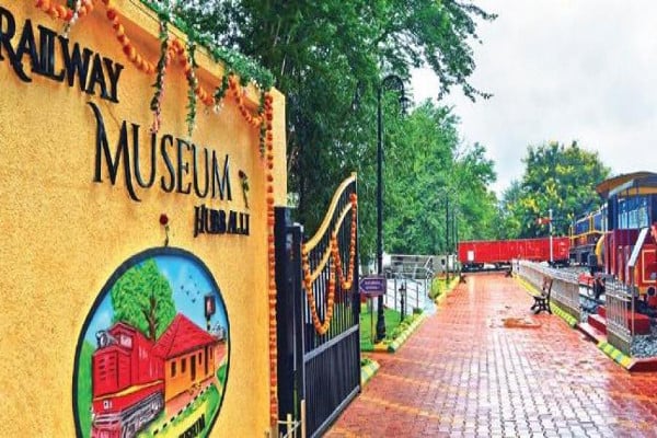 Taxi from Bangalore to Hubli