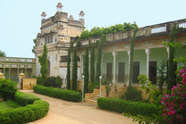 Taxi from Jaipur to Jhunjhunu