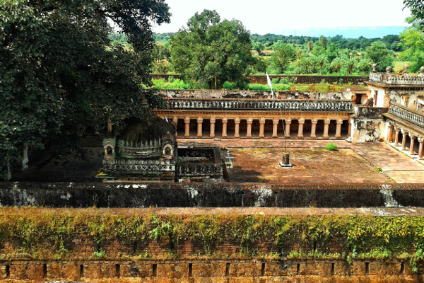 Taxi from Jabalpur to Katni