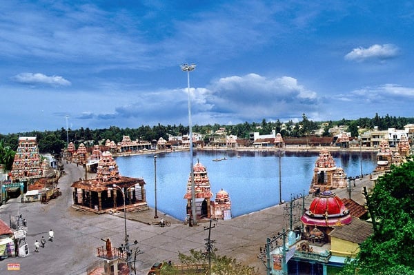 Taxi from Bangalore to Kumbakonam