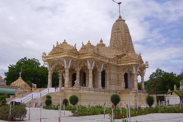 Taxi from Rajkot to Mehsana