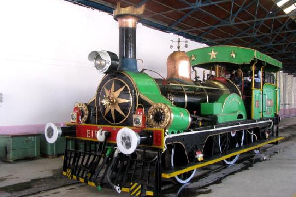 Taxi from Delhi to Rewari