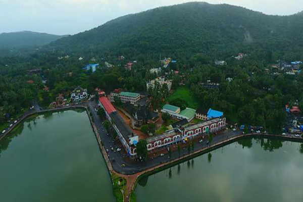 Taxi from Goa to Sawantwadi