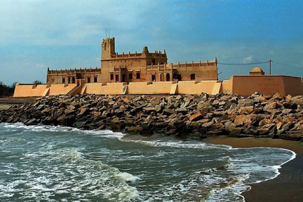 Taxi from Chennai to Tharangambadi