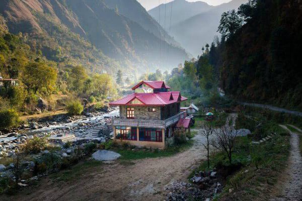 Taxi from Ambala to Tirthanvalley