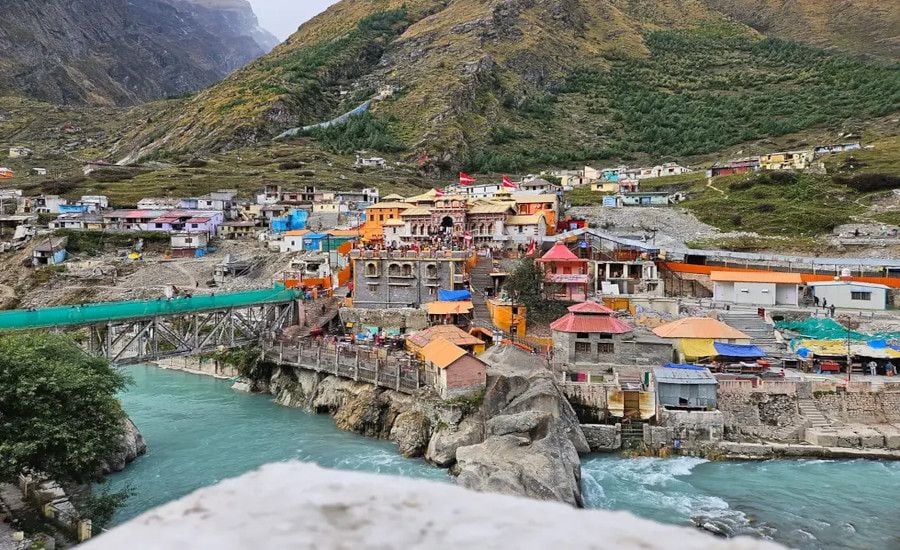 Places to Visit Near Badrinath by Road – Top Weekend Getaways & Road Trips