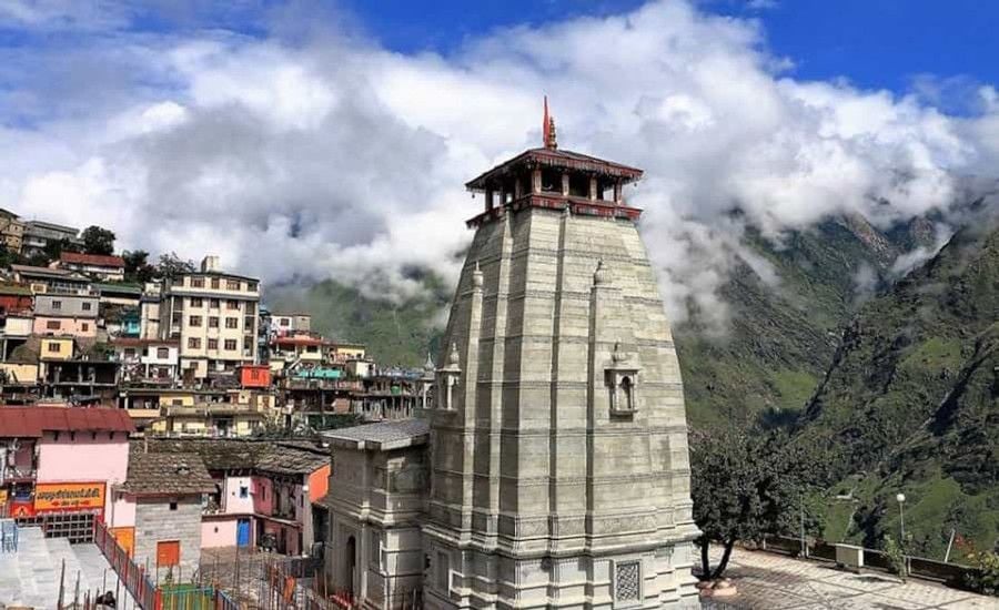 Places to Visit Near Badrinath by Road – Top Weekend Getaways & Road Trips