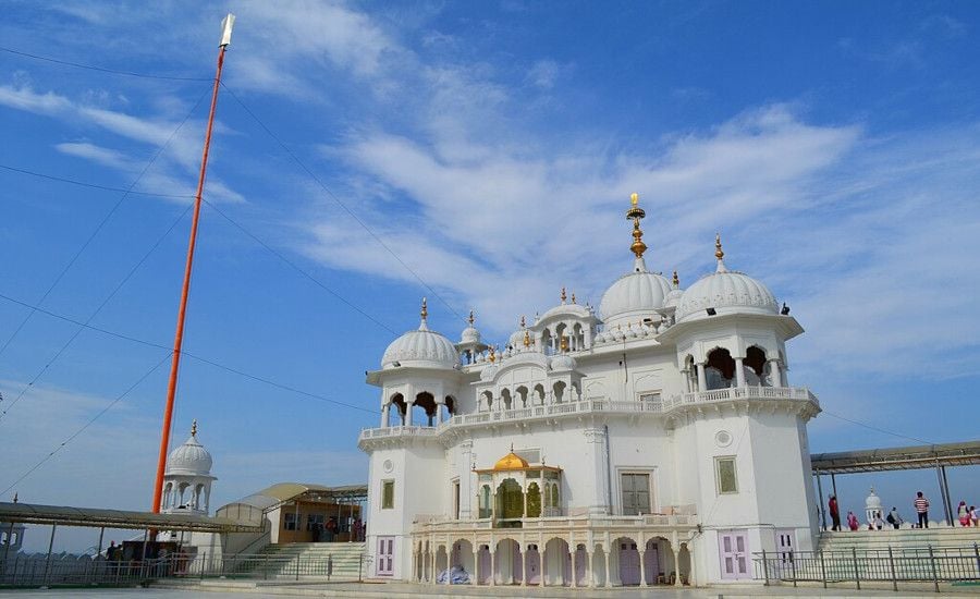 Places to Visit Near Chandigarh by Road – Top Weekend Getaways & Road Trips