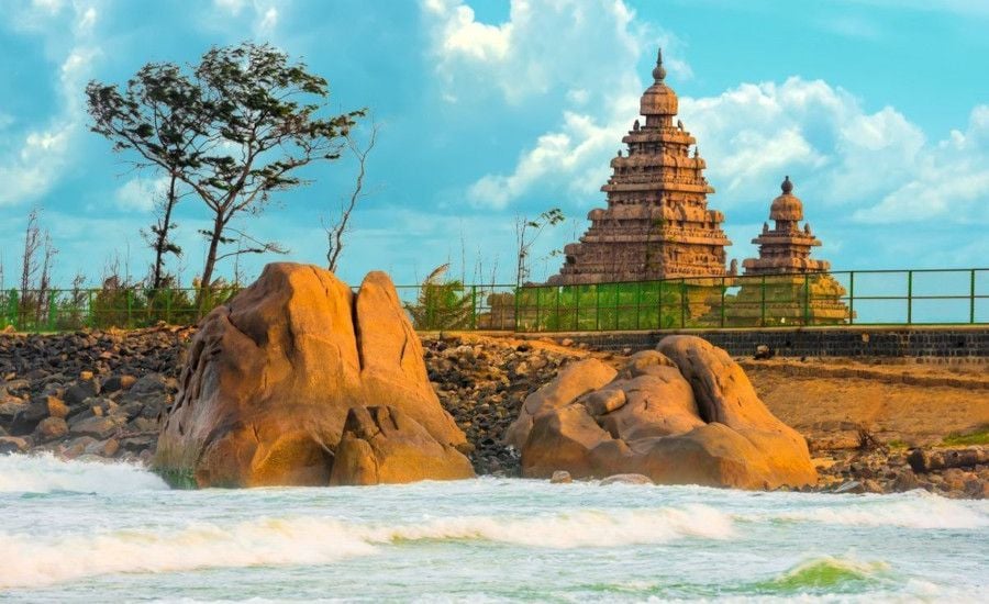 Places to Visit Near Chennai by Road – Top Weekend Getaways & Road Trips