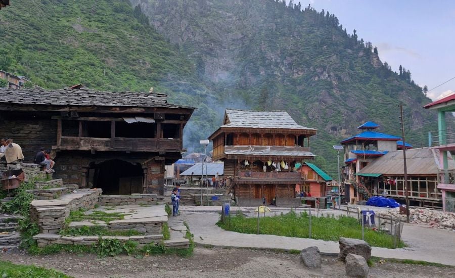Places to Visit Near Manali by Road – Top Weekend Getaways & Road Trips