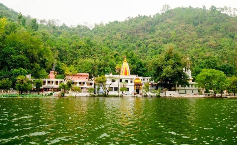 Places to Visit Near Chandigarh by Road – Top Weekend Getaways & Road Trips